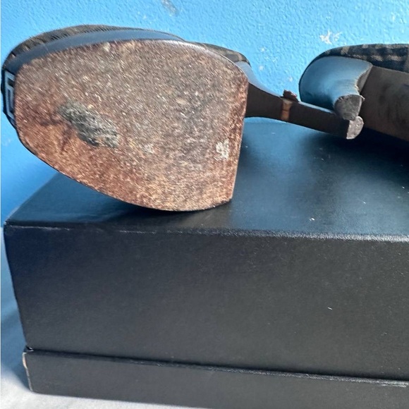 FENDI PUMP PLATFORM HEELS size 36 - Picture 8 of 8